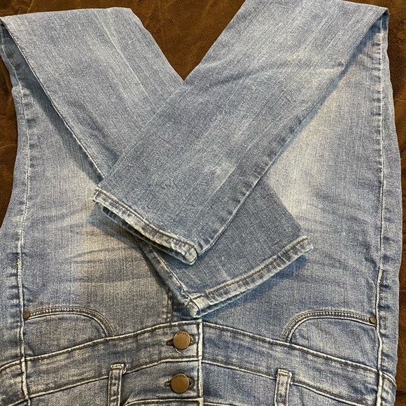 refuge 2 Skinny Super Stretchy High Rise Jeans - The Amazing Jean. - Picture 10 of 10